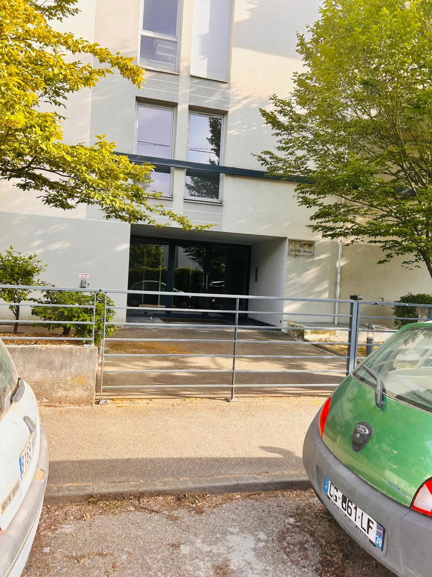 Chambre Prive Classe Villeurbanne Zewnętrze zdjęcie